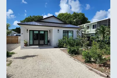 35 Bass Avenue, Key Largo, FL 33037 - Photo 1