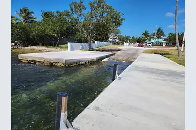 35 Bass Avenue, Key Largo, FL 33037 - Photo 13