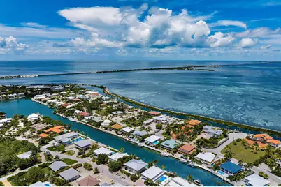 362 E Seaview Drive, Duck Key, FL 33050 - Photo 11