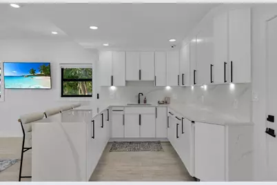 362 E Seaview Drive, Duck Key, FL 33050 - Photo 17