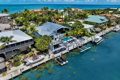 362 E Seaview Drive, Duck Key, FL 33050 - Photo 9