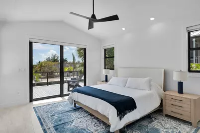 362 E Seaview Drive, Duck Key, FL 33050 - Photo 41