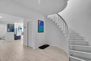 362 E Seaview Dr, Duck Key, FL 33050 - Photo 15