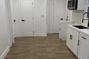 113 Poinciana Dr, Key Largo, FL 33037 - Photo 9