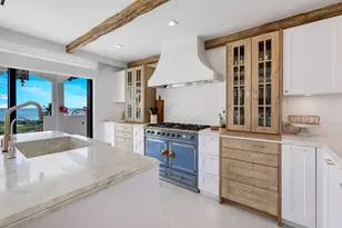 210 W Seaview Cir, Duck Key, FL 33050 - Photo 51