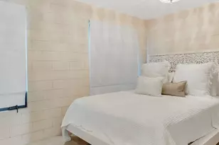 210 W Seaview Cir, Duck Key, FL 33050 - Photo 51