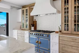 210 W Seaview Cir, Duck Key, FL 33050 - Photo 55