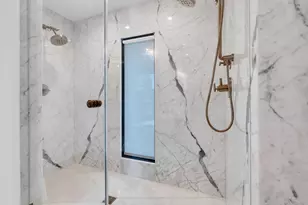 210 W Seaview Cir, Duck Key, FL 33050 - Photo 65