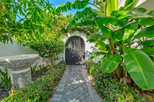 210 W Seaview Cir, Duck Key, FL 33050 - Photo 15