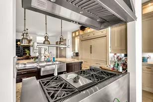 210 Wildwood Cir, Key Largo, FL 33037 - Photo 9