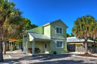 2 Bonefish Avenue, Key Largo, FL 33037 - Photo 1