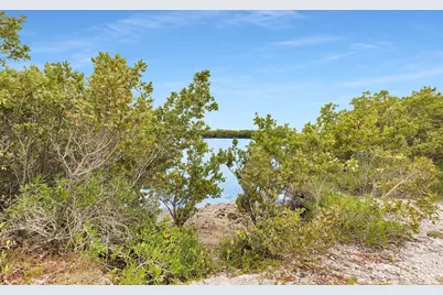 85 Ocean Shores Drive, Key Largo, FL 33037 - Photo 25