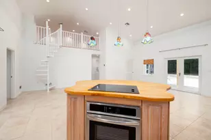 118 1st St, Key Largo, FL 33037 - Photo 7