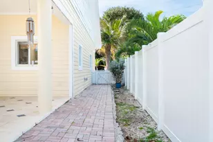 118 1st St, Key Largo, FL 33037 - Photo 19