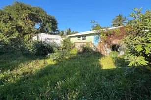 28177 Julia Ave, Lower Sugarloaf Key, FL 33042 - Photo 3