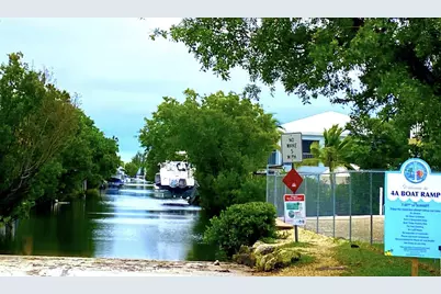 28177 Julia Avenue, Lower Sugarloaf Key, FL 33042 - Photo 5