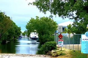 28177 Julia Ave, Lower Sugarloaf Key, FL 33042 - Photo 5