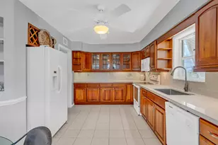 233 Ann Bonny Dr, Key Largo, FL 33037 - Photo 9