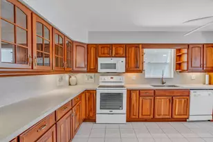 233 Ann Bonny Dr, Key Largo, FL 33037 - Photo 11