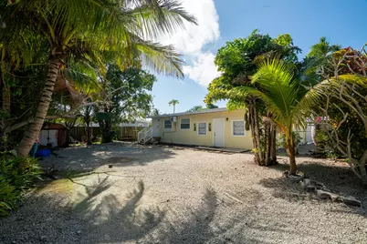 271 Ryan Avenue, Key Largo, FL 33037 - Photo 1