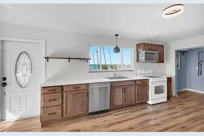 100 Point Pleasant Drive, Key Largo, FL 33037 - Photo 17