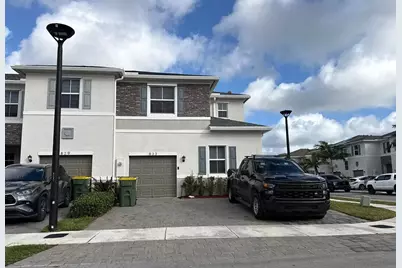 833 SE 19th Street, Homestead, FL 33034 - Photo 1