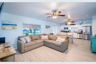 410 10th Street, Key Colony Beach, FL 33051 - Photo 3