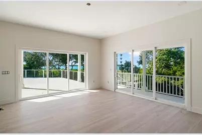 81486 Overseas Highway, Upper Sugarloaf Key, FL 33036 - Photo 17