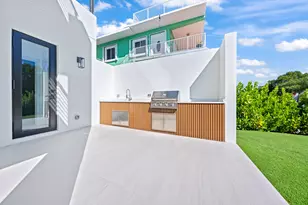 124 Orchid St, Tavernier, FL 33070 - Photo 9