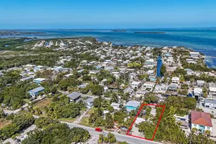 30950 Witters Ln, Big Pine, FL 33043 - Photo 23