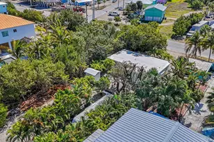 30950 Witters Ln, Big Pine, FL 33043 - Photo 29