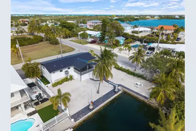 30368 Killdeer Lane, Big Pine, FL 33043 - Photo 9