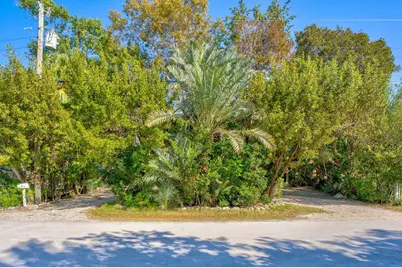 708 N Lake Drive, Key Largo, FL 33037 - Photo 35