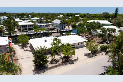 214 Pueblo Street, Tavernier, FL 33070 - Photo 5