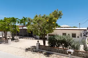 214 Pueblo St, Tavernier, FL 33070 - Photo 3