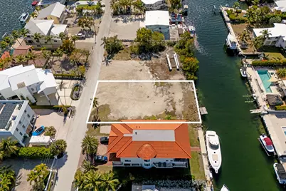 613 Island Drive, Key Largo, FL 33037 - Photo 9