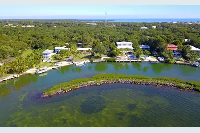 120 E Shore Drive, Key Largo, FL 33037 - Photo 9