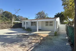 21 Snapper Ave, Key Largo, FL 33037 - Photo 1