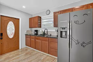 19 Mangrove Ln, Key Largo, FL 33037 - Photo 7