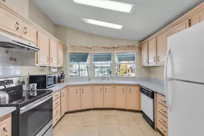 213 Buttonwood Avenue, Key Largo, FL 33037 - Photo 13