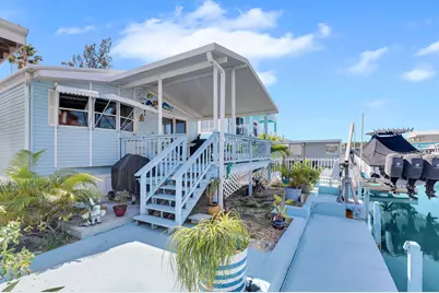 213 Buttonwood Avenue, Key Largo, FL 33037 - Photo 1
