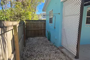 37 Orange Dr, Key Largo, FL 33037 - Photo 11