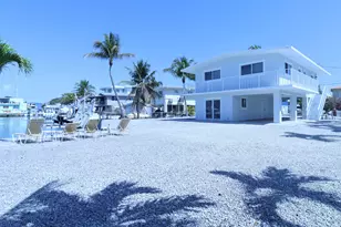 203 Bessie Rd, Tavernier, FL 33070 - Photo 17