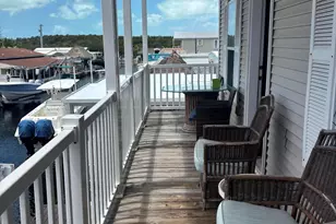 210 W 2nd Ct, Key Largo, FL 33037 - Photo 3