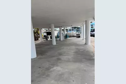 210 W 2nd Court, Key Largo, FL 33037 - Photo 5