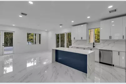 46 Transylvania Avenue, Key Largo, FL 33037 - Photo 7