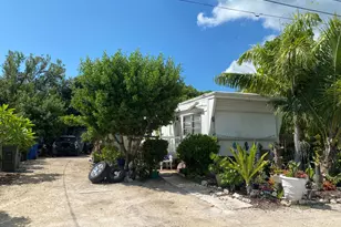 190 Garden St, Tavernier, FL 33070 - Photo 1