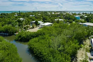 53 Sugarloaf Dr, Sugarloaf, FL 33042 - Photo 1