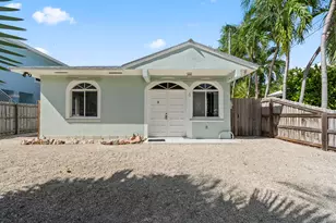 6 SE Marlin Ave, Key Largo, FL 33037 - Photo 1
