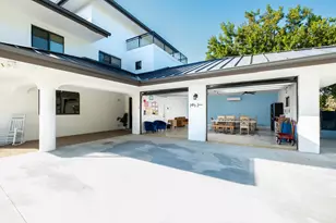 55 Ocean Front Dr, Key Largo, FL 33037 - Photo 47